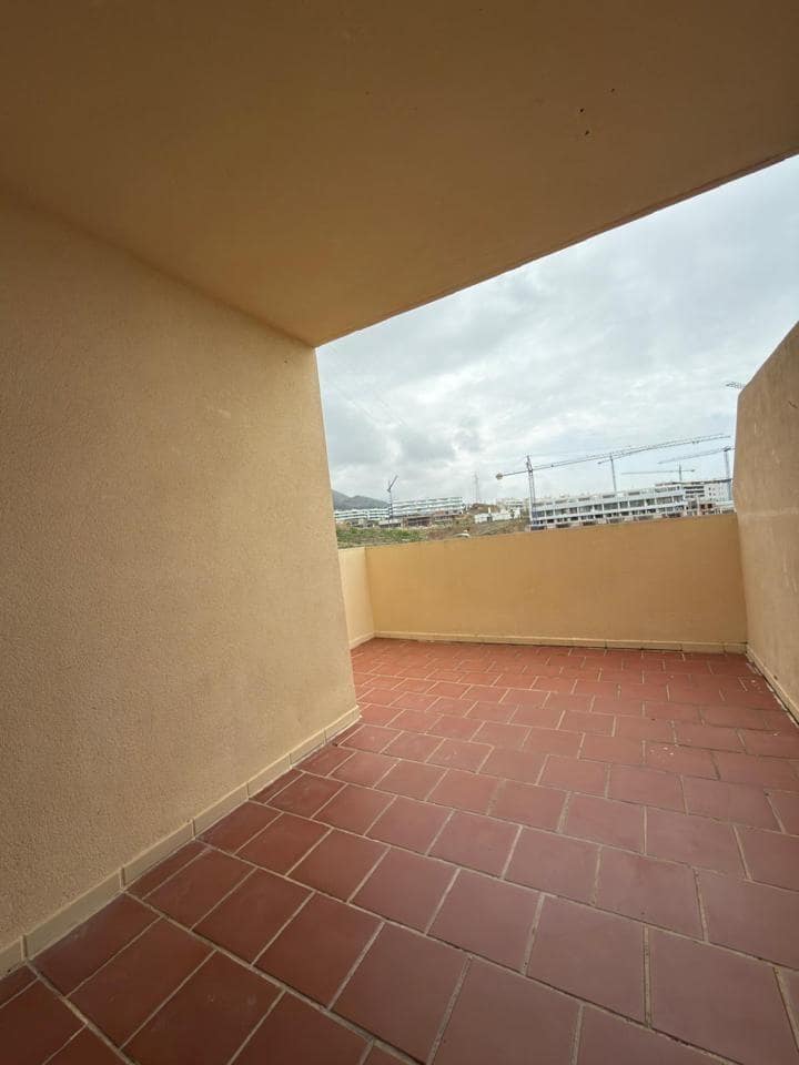 2 bedroom Apartment for sale in Fuengirola with garage - € 339,000 (Ref: 9822757)