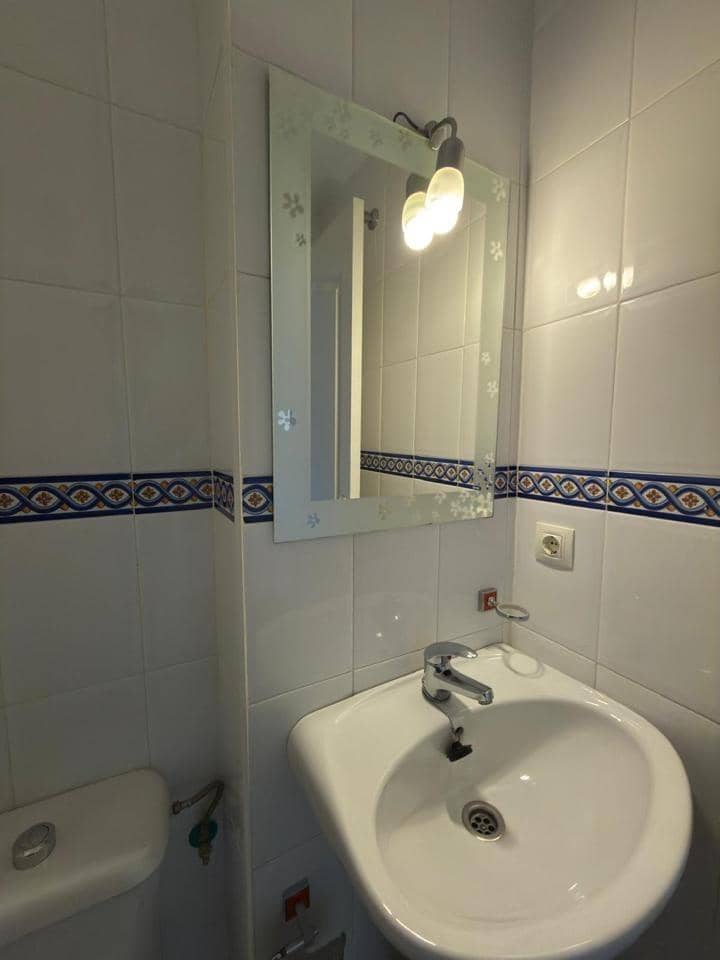 2 bedroom Apartment for sale in Fuengirola with garage - € 339,000 (Ref: 9822757)