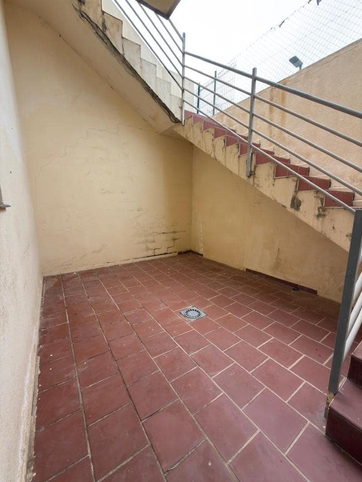 2 bedroom Apartment for sale in Fuengirola with garage - € 339,000 (Ref: 9822757)