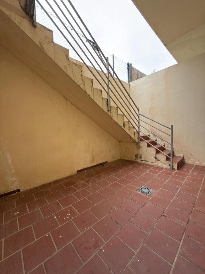 2 bedroom Apartment for sale in Fuengirola with garage - € 339,000 (Ref: 9822757)