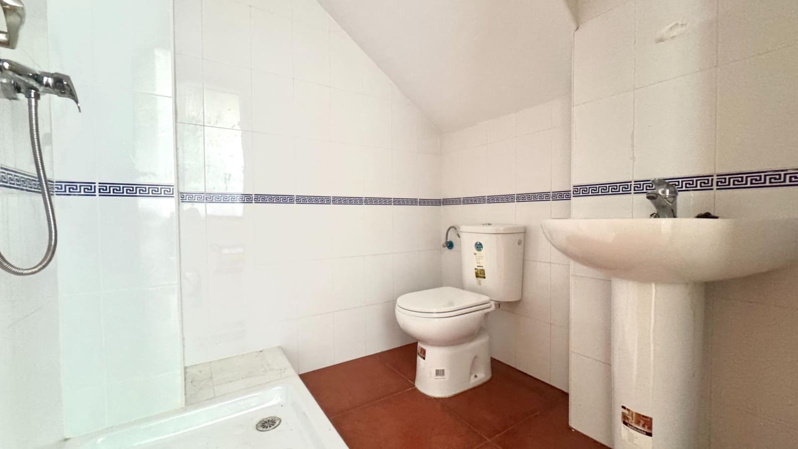 3 soveværelse Rækkehus til salg i Campillos med garage - € 149.000 (Ref: 9829356)