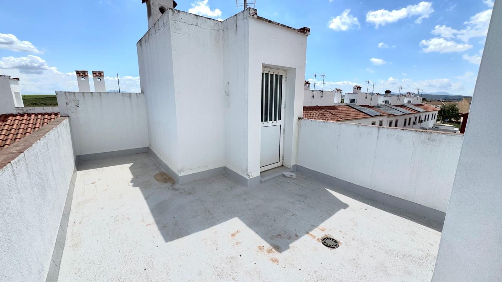 3 soveværelse Rækkehus til salg i Campillos med garage - € 149.000 (Ref: 9829356)