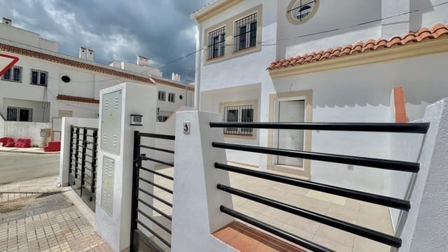 3 chambre Villa/Maison Mitoyenne à vendre à Campillos avec garage - 178 000 € (Ref: 9831701)