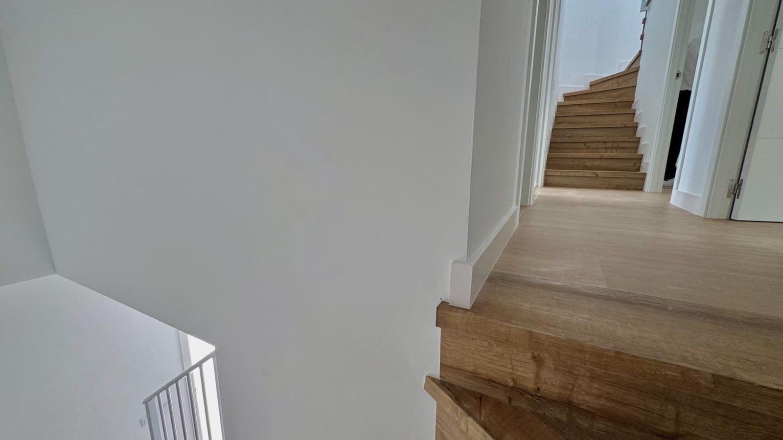 3 makuuhuone Rivitalo myytävänä paikassa Campillos mukana 
autotalli - 178 000 € (Ref: 9831701)