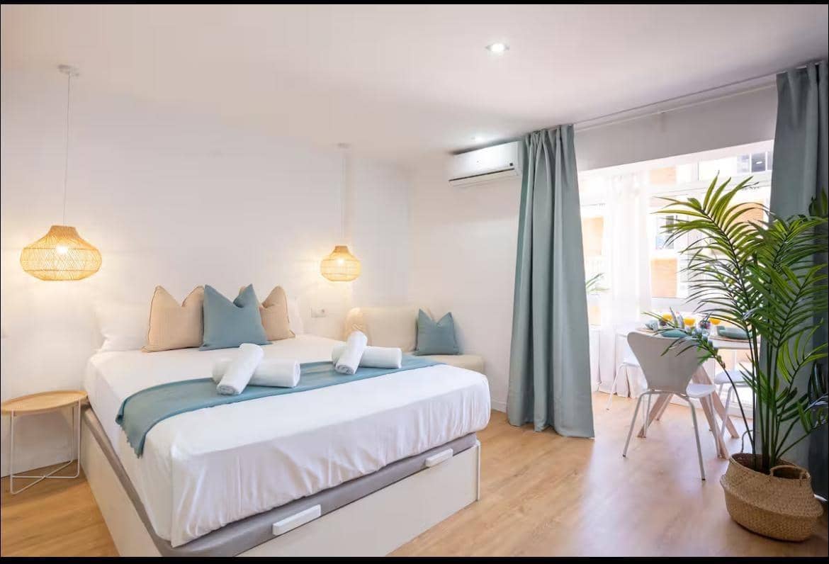 Studio for sale in Benalmadena with pool - € 185,000 (Ref: 9862028)