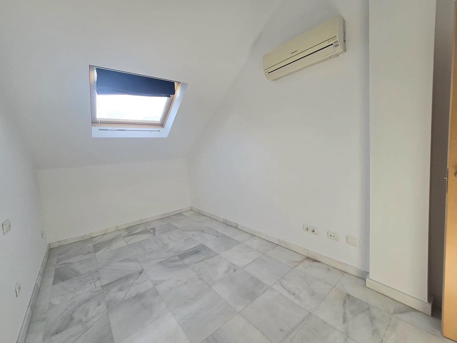 4 soverom Rekkehus til salgs i Benalmadena med garasje - € 440 000 (Ref: 9867135)