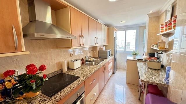 3 soveværelse Lejlighed til salg i Málaga by med garage - € 299.000 (Ref: 9885007)