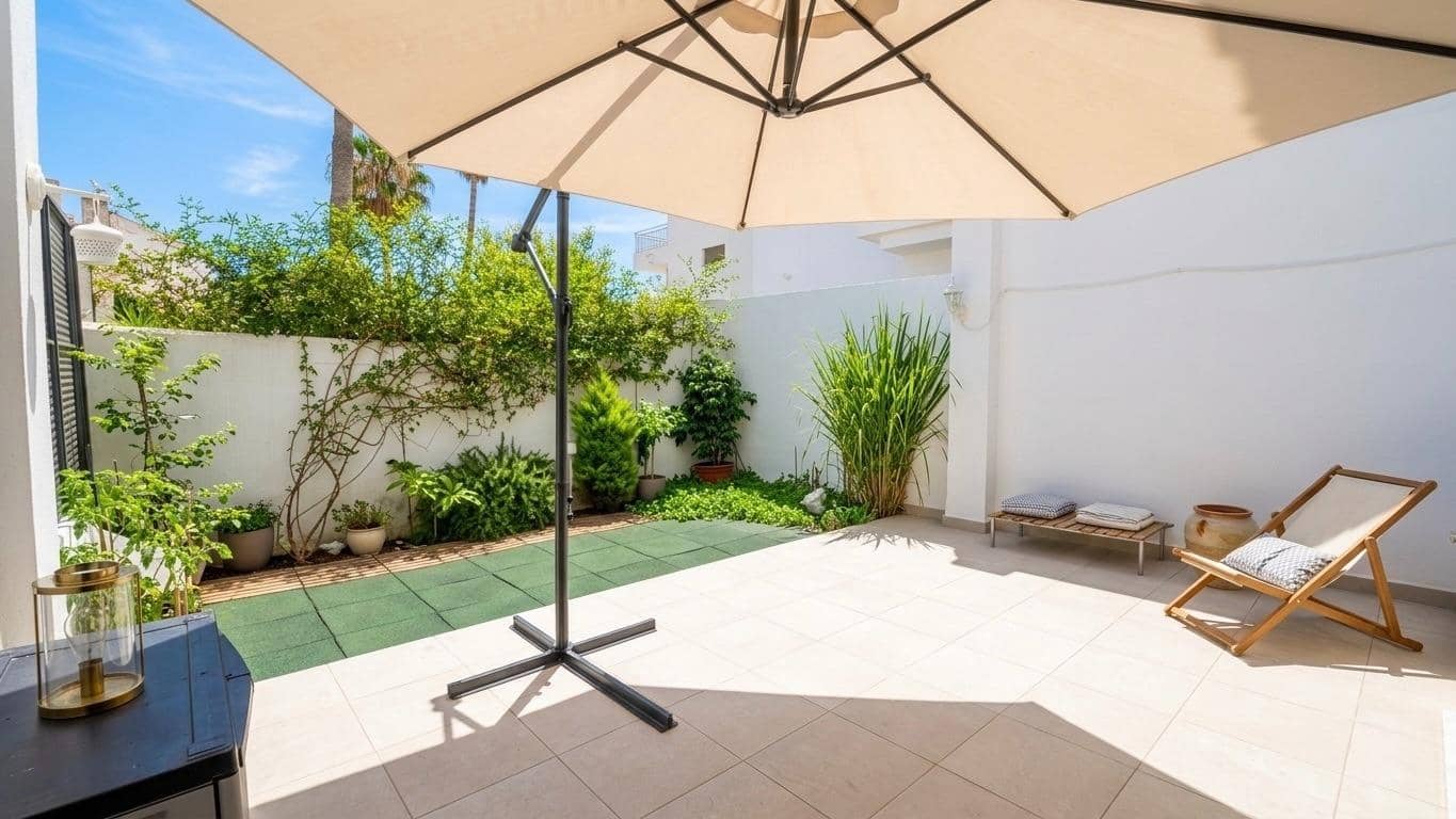 2 Zimmer Reihenhaus zu verkaufen in Torremolinos mit Pool Garage - 590.000 € (Ref: 9890559)