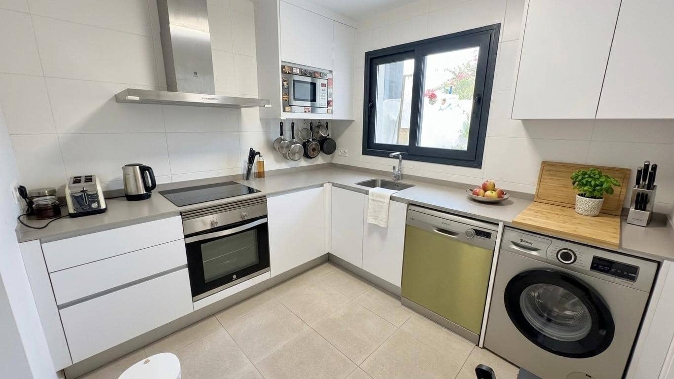 2 Zimmer Reihenhaus zu verkaufen in Torremolinos mit Pool Garage - 590.000 € (Ref: 9890559)