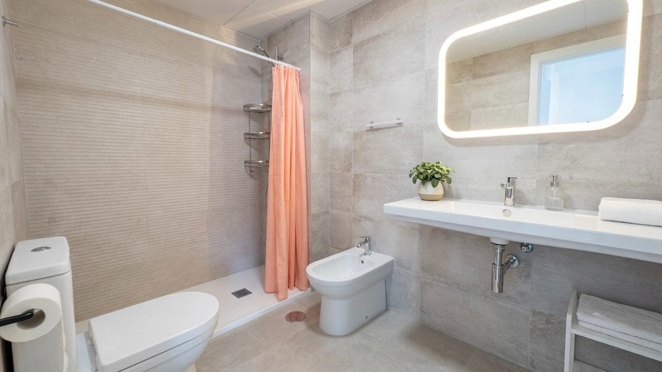 2 Zimmer Reihenhaus zu verkaufen in Torremolinos mit Pool Garage - 590.000 € (Ref: 9890559)