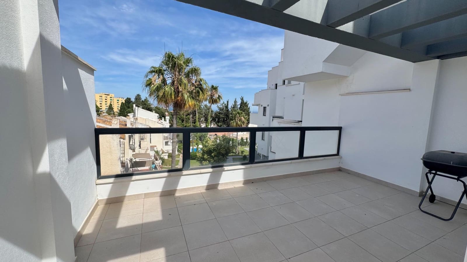 2 Zimmer Reihenhaus zu verkaufen in Torremolinos mit Pool Garage - 590.000 € (Ref: 9890559)