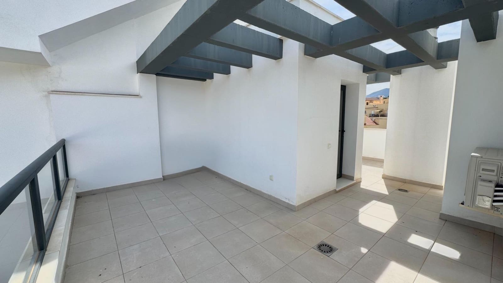 2 Zimmer Reihenhaus zu verkaufen in Torremolinos mit Pool Garage - 590.000 € (Ref: 9890559)