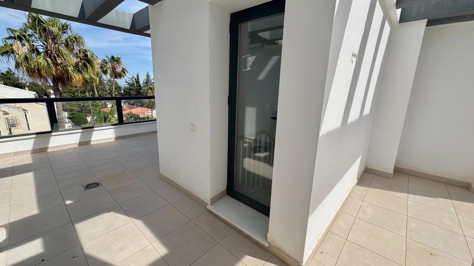 2 Zimmer Reihenhaus zu verkaufen in Torremolinos mit Pool Garage - 590.000 € (Ref: 9890559)