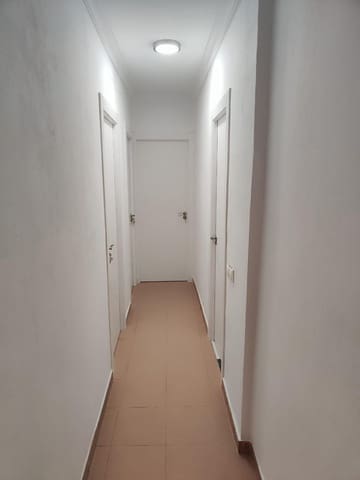 3 soveværelse Lejlighed til salg i Cruz de Humilladero, Málaga by - € 253.000 (Ref: 9894066)