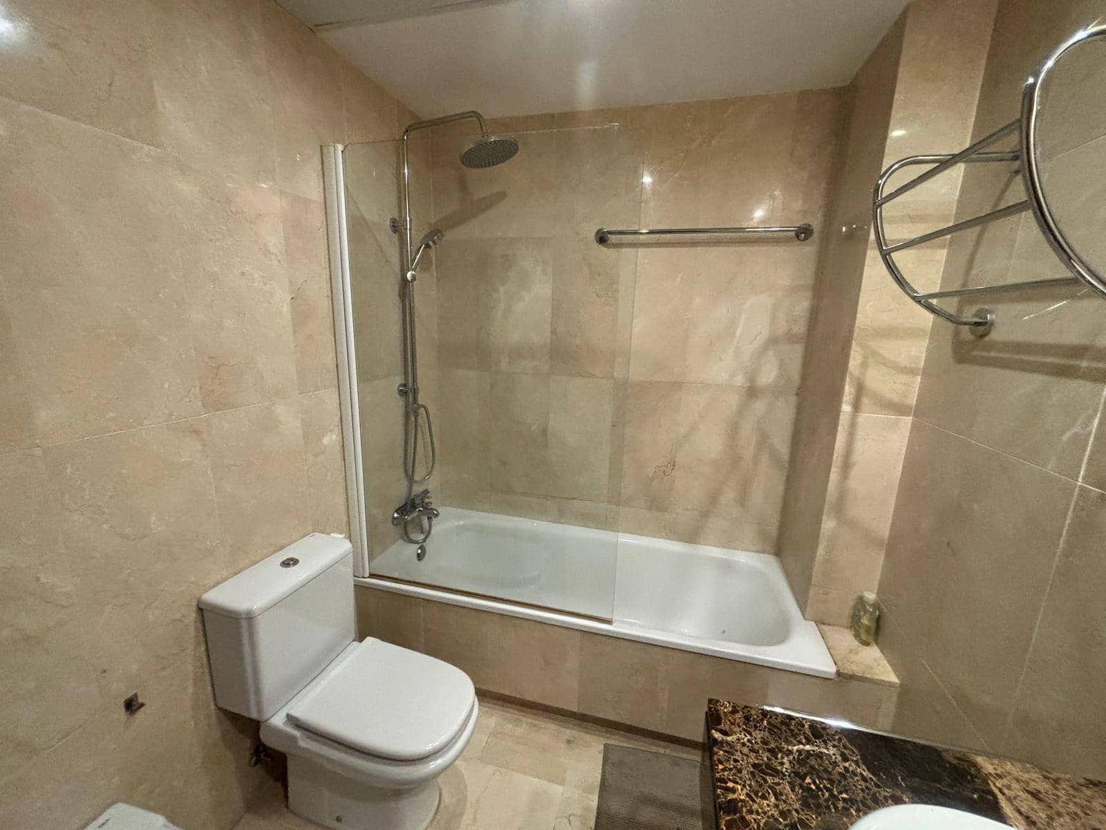 1 soverom Leilighet til salgs i Torrequebrada med svømmebasseng garasje - € 270 000 (Ref: 9929544)