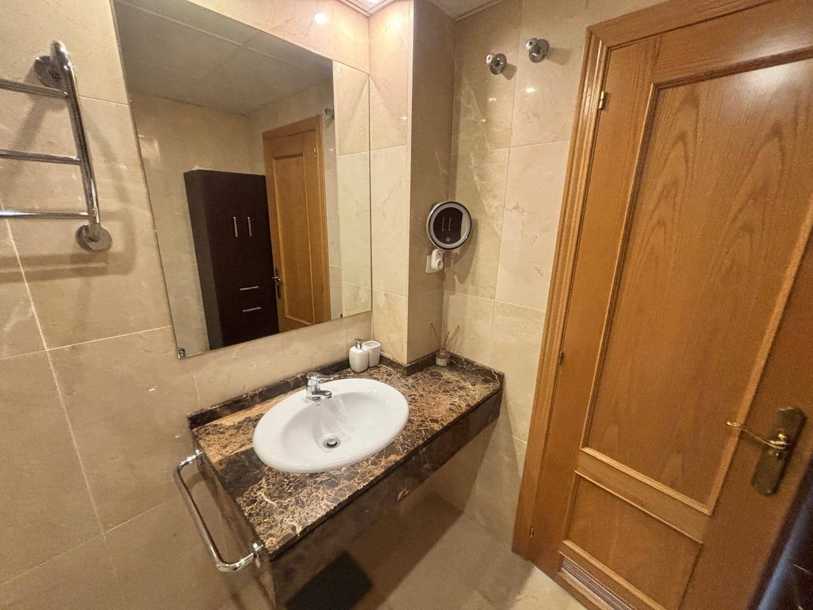 1 soverom Leilighet til salgs i Torrequebrada med svømmebasseng garasje - € 270 000 (Ref: 9929544)