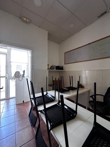 2 soveværelse Erhverv til leje i Benalmádena - € 800 (Ref: 9936544)