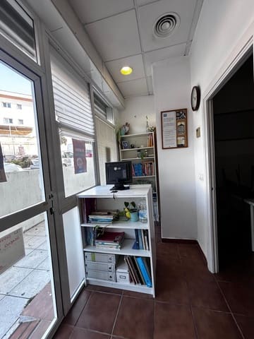 2 soveværelse Erhverv til leje i Benalmádena - € 800 (Ref: 9936544)