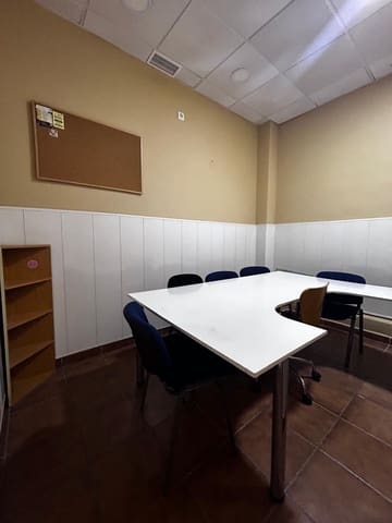 2 soveværelse Erhverv til leje i Benalmádena - € 800 (Ref: 9936544)