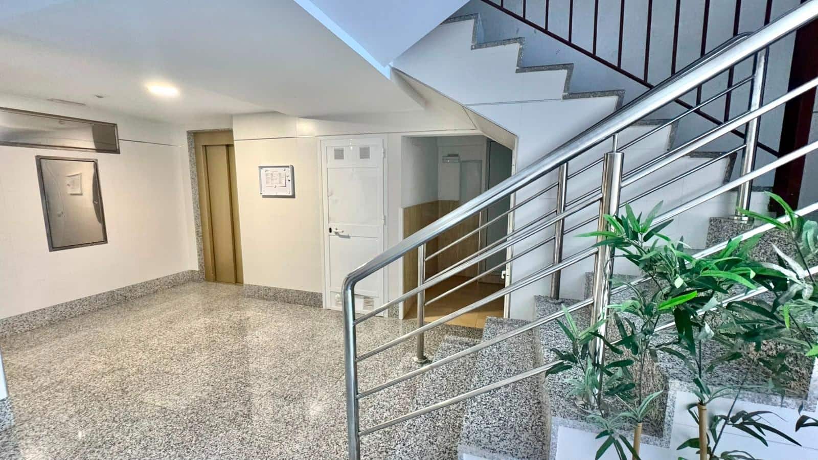 3 soverom Leilighet til salgs i Malaga by - € 299 000 (Ref: 9945905)