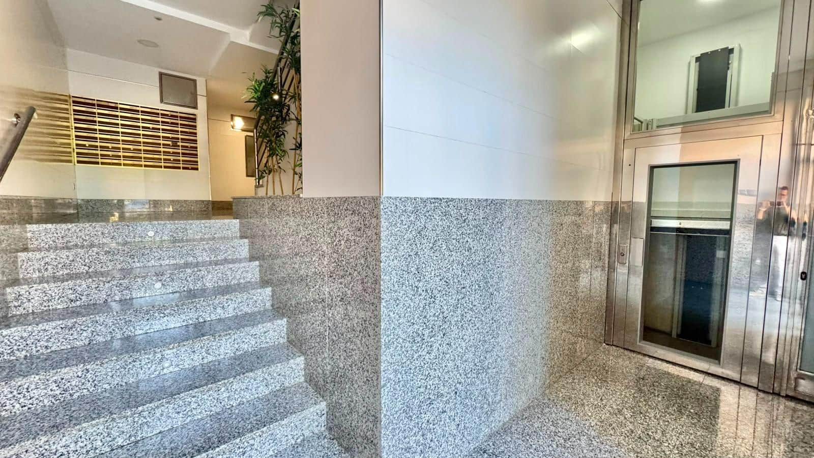 3 soverom Leilighet til salgs i Malaga by - € 299 000 (Ref: 9945905)