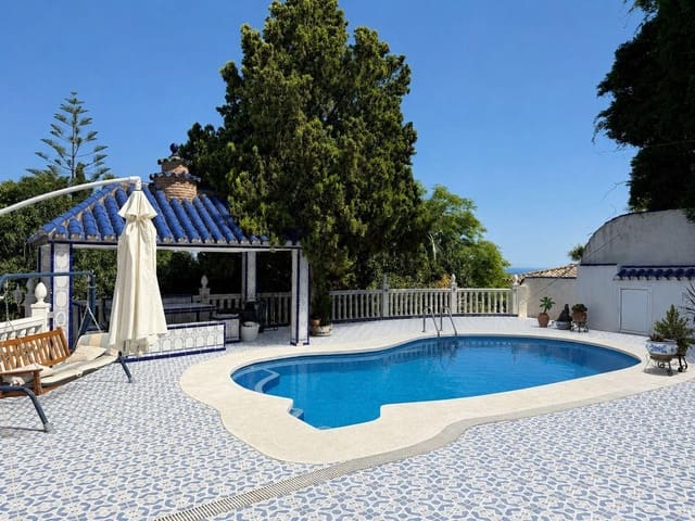 7 Zimmer Villa zu verkaufen in Torremuelle, Benalmádena mit Pool Garage - 1.800.000 € (Ref: 9983131)
