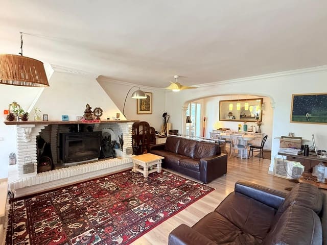 7 Zimmer Villa zu verkaufen in Torremuelle, Benalmádena mit Pool Garage - 1.800.000 € (Ref: 9983131)