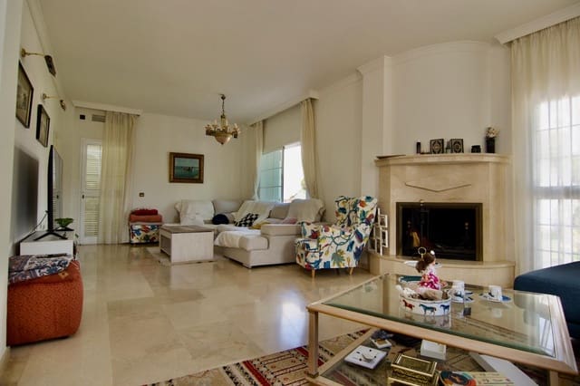 Chalet de 5 habitaciones en Arroyo de la Miel, Benalmádena en venta con piscina garaje - 1.900.000 € (Ref: 9985118)