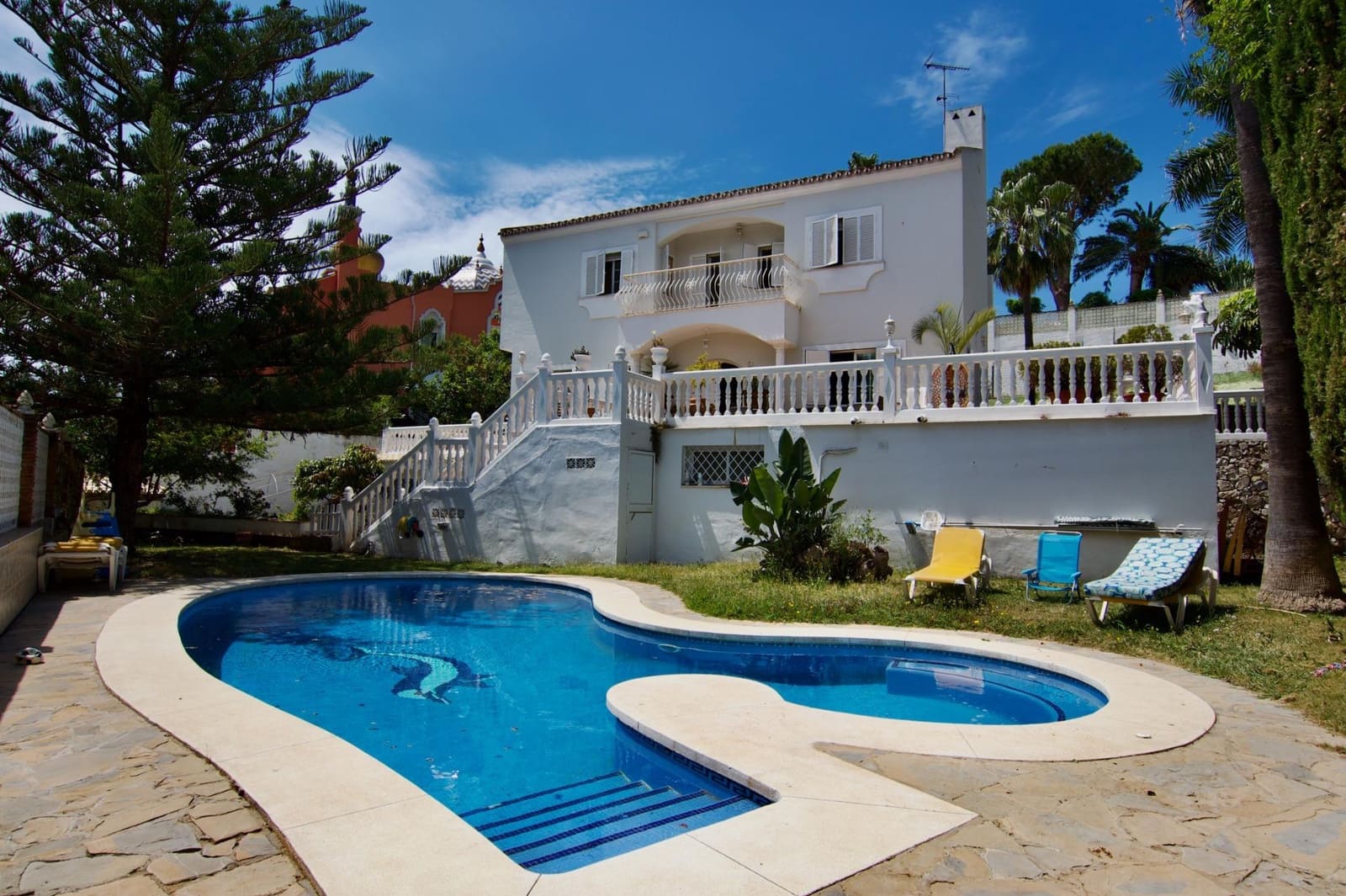 5 bedroom Villa for sale in Arroyo de la Miel with pool garage - € 1,900,000 (Ref: 9985118)