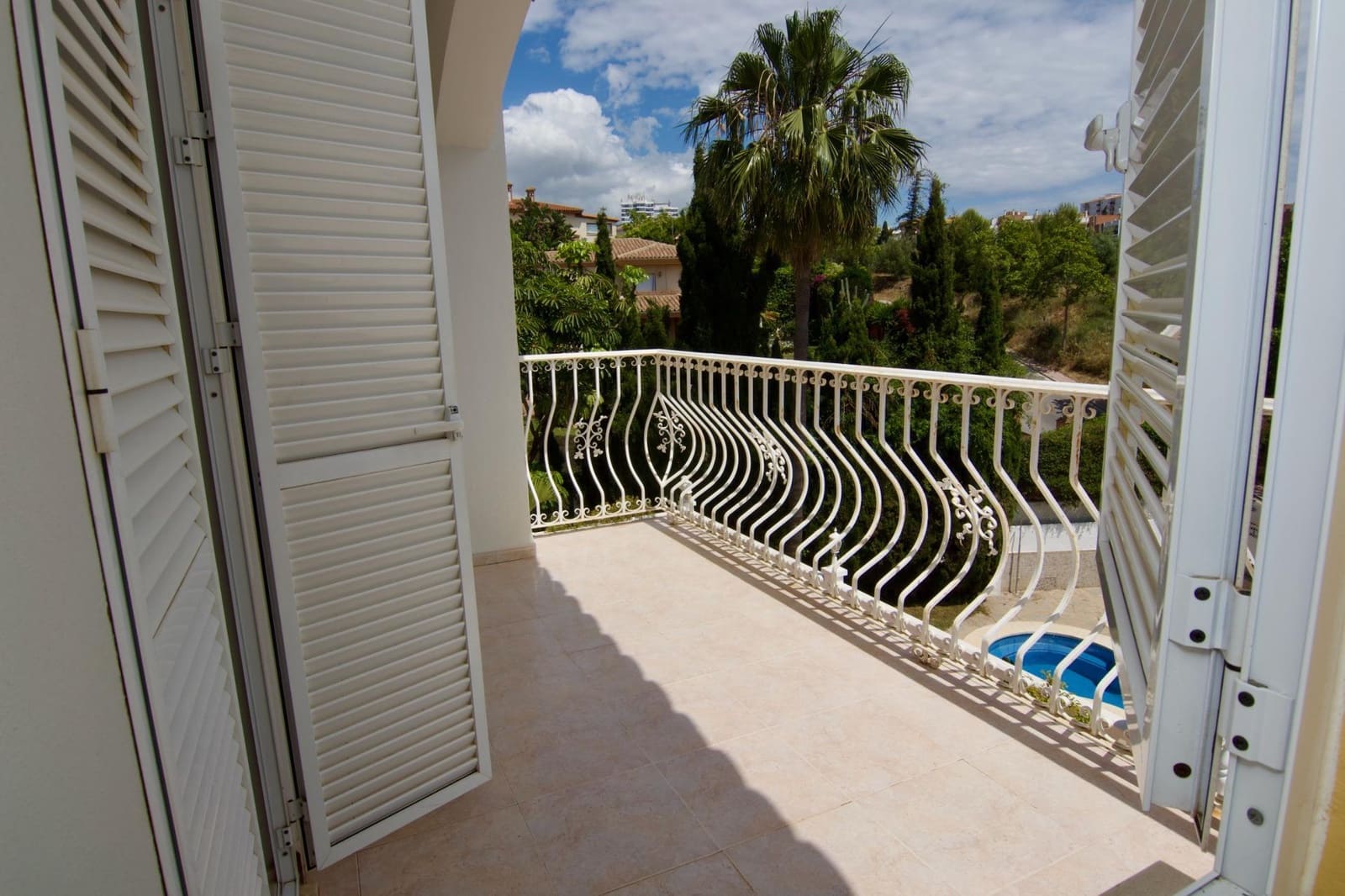 5 bedroom Villa for sale in Arroyo de la Miel with pool garage - € 1,900,000 (Ref: 9985118)