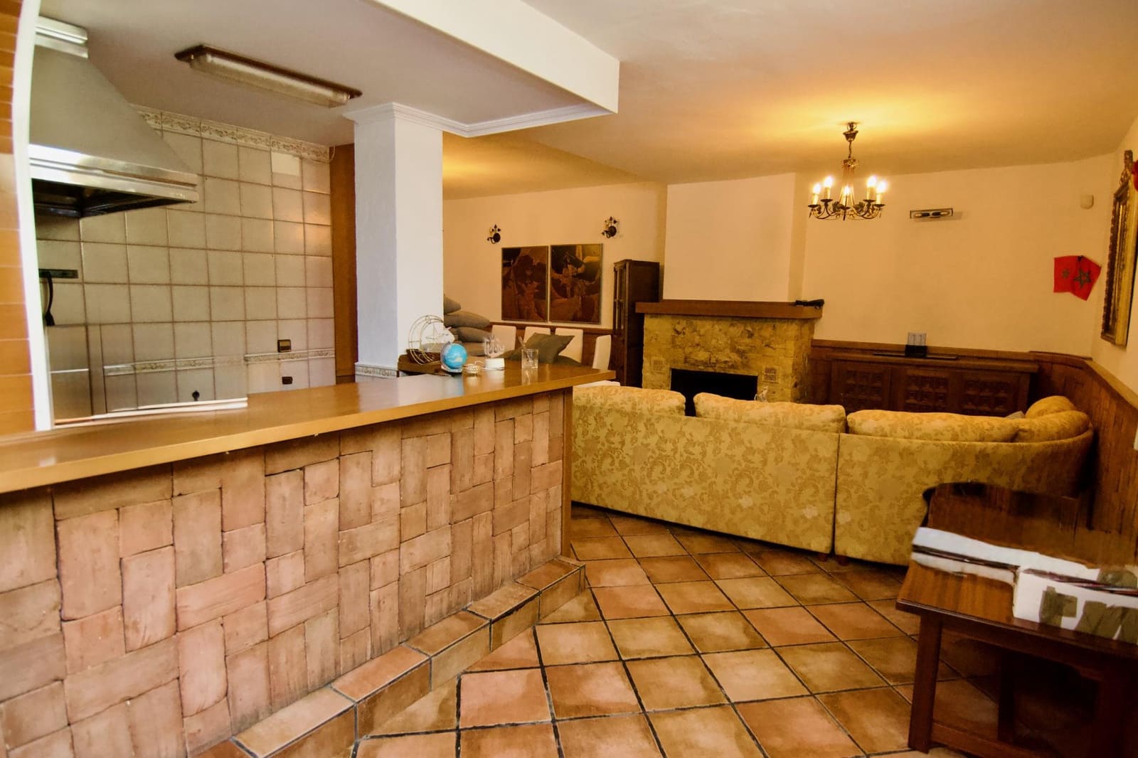 5 bedroom Villa for sale in Arroyo de la Miel with pool garage - € 1,900,000 (Ref: 9985118)