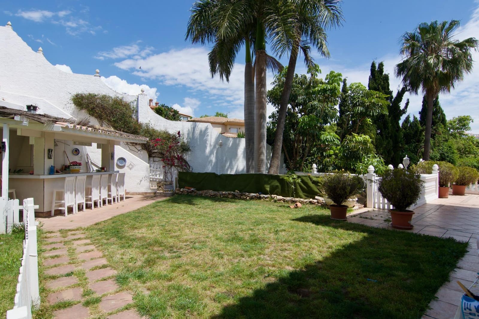 5 bedroom Villa for sale in Arroyo de la Miel with pool garage - € 1,900,000 (Ref: 9985118)