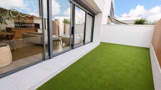 4 makuuhuone Paritalo myytävänä paikassa Mairena del Aljarafe - 480 000 € (Ref: 10044324)