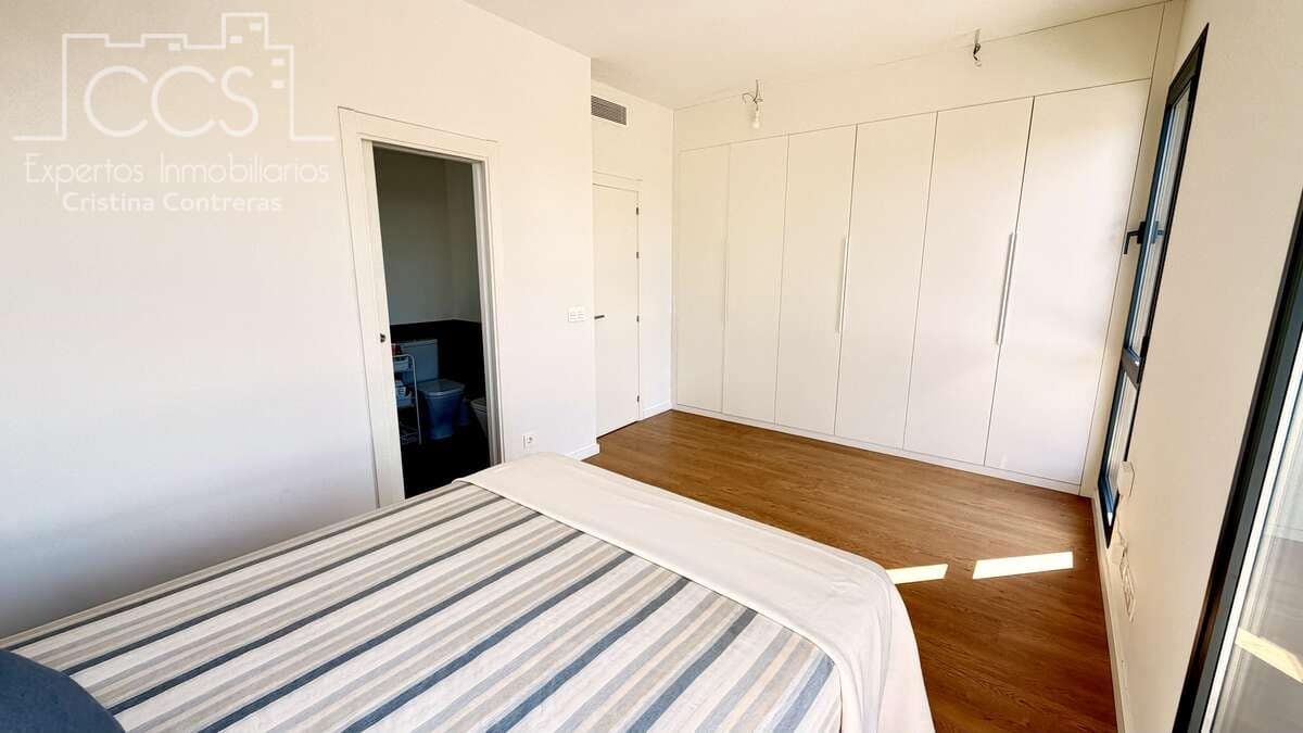 4 sovrum Semi-fristående Villa till salu i Mairena del Aljarafe med garage - 480 000 € (Ref: 10044324)