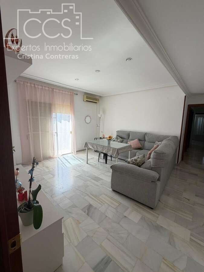 3 bedroom Flat for sale in Seville city with pool garage - € 318,000 (Ref: 10182371)