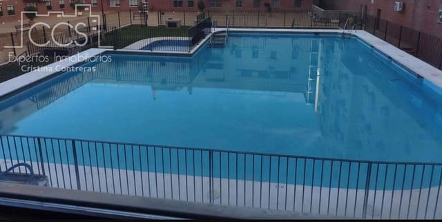 Piso de 3 habitaciones en Sevilla ciudad en venta con piscina garaje - 318.000 € (Ref: 10182371)