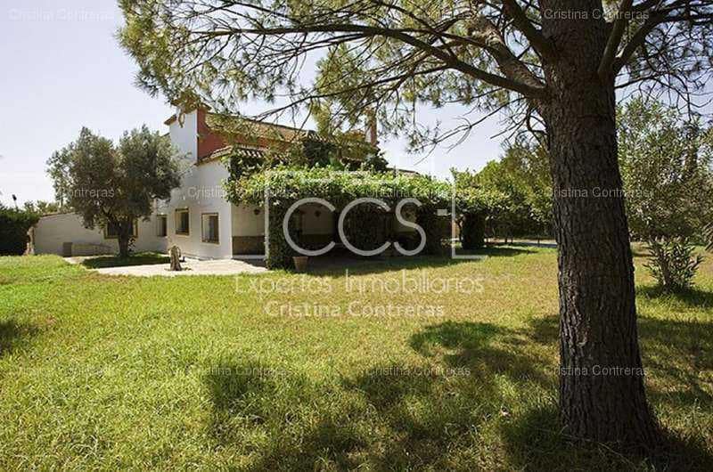 8 soveværelse Finca/Landehus til salg i Alcala de Guadaira med swimmingpool - € 2.600.000 (Ref: 3733624)