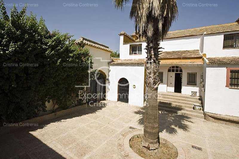 8 soveværelse Finca/Landehus til salg i Alcala de Guadaira med swimmingpool - € 2.600.000 (Ref: 3733624)