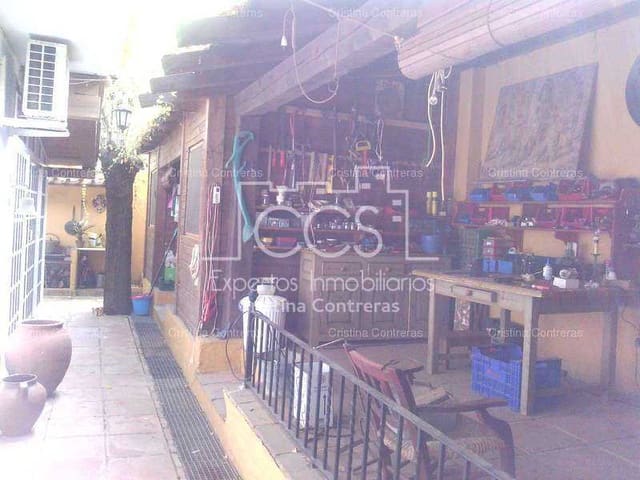 4 chambre Villa/Maison à vendre à Espartinas avec piscine garage - 625 000 € (Ref: 3733635)