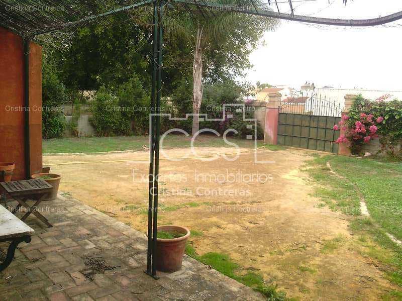 4 soveværelse Finca/Landehus til salg i Villanueva del Ariscal med garage - € 459.000 (Ref: 3733702)