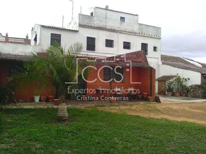 4 soveværelse Finca/Landehus til salg i Villanueva del Ariscal med garage - € 459.000 (Ref: 3733702)