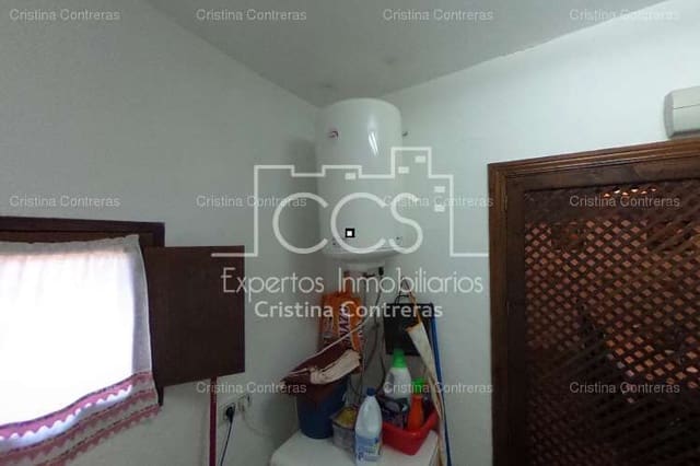 6 soveværelse Finca/Landehus til salg i Carmona med swimmingpool - € 765.000 (Ref: 3733816)