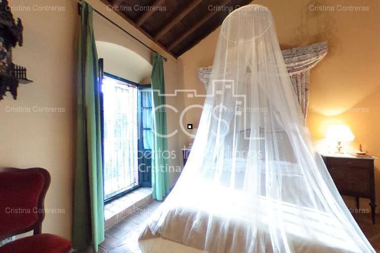 6 soveværelse Finca/Landehus til salg i Carmona med swimmingpool - € 765.000 (Ref: 3733816)