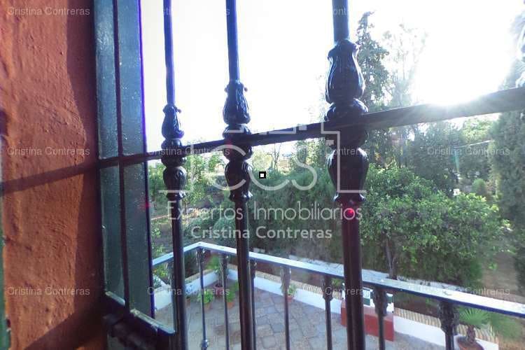 6 soveværelse Finca/Landehus til salg i Carmona med swimmingpool - € 765.000 (Ref: 3733816)