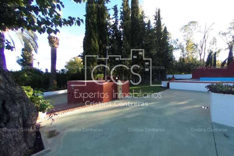 6 soveværelse Finca/Landehus til salg i Carmona med swimmingpool - € 765.000 (Ref: 3733816)