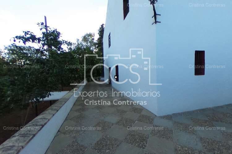 6 soveværelse Finca/Landehus til salg i Carmona med swimmingpool - € 765.000 (Ref: 3733816)