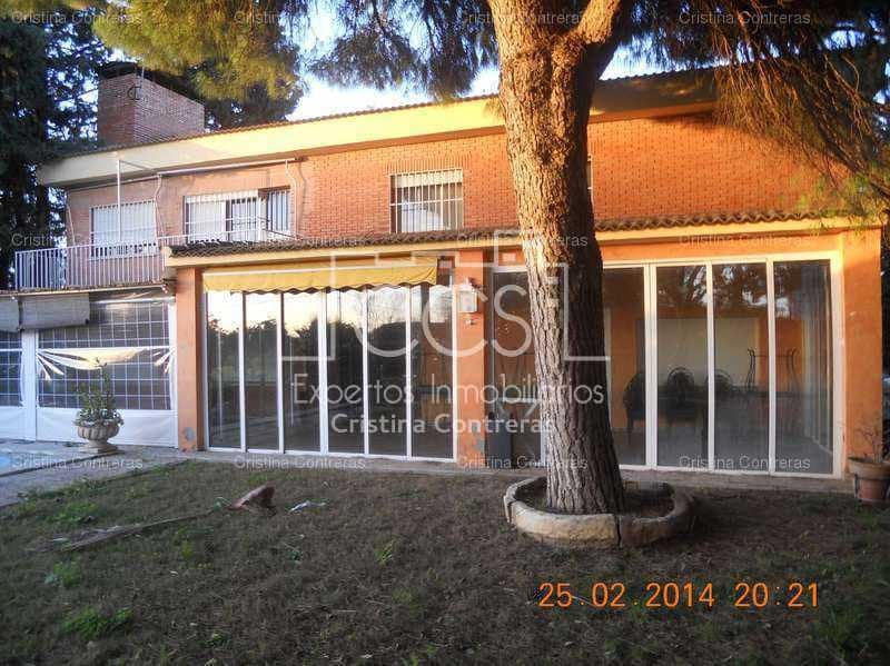 10 makuuhuone Huvila myytävänä paikassa Espartinas mukana 
autotalli - 500 000 € (Ref: 3733925)