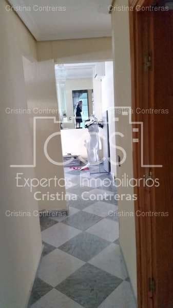 Commercial for sale in Seville city - € 162,000 (Ref: 3733928)