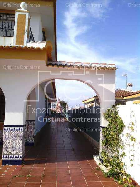 6 soverom Kjedet enebolig til salgs i Matalascanas med garasje - € 374 500 (Ref: 3733929)