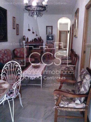 6 bedroom Semi-detached Villa for sale in Matalascañas, Almonte with garage - € 374,500 (Ref: 3733929)
